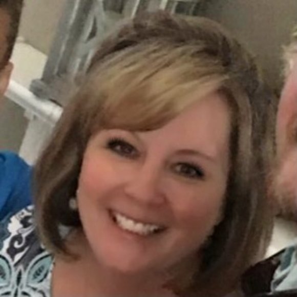 Meet your Posher, Mandy - Picture 1 of 1